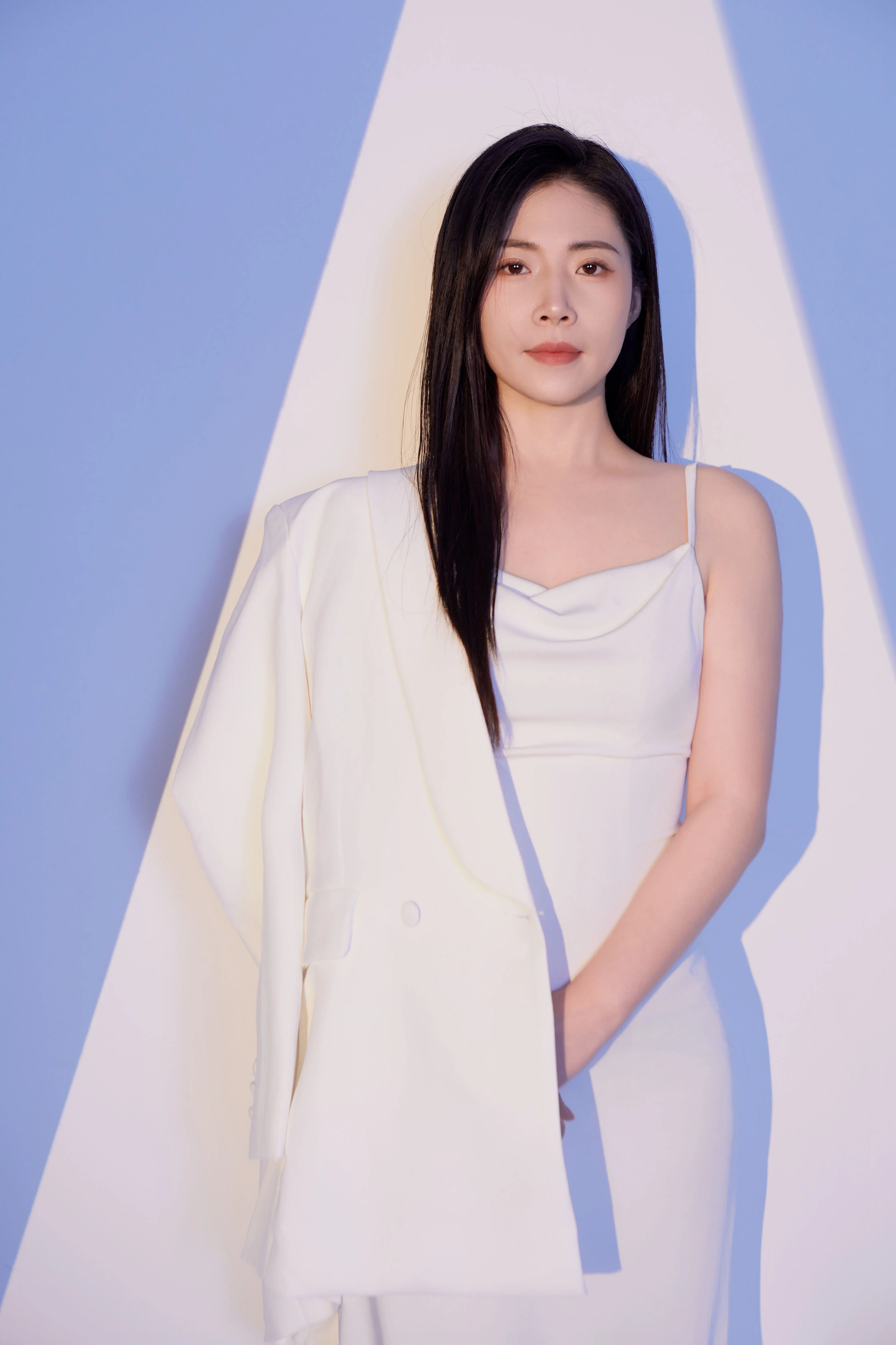唐山-杨奕-首席设计师-设计师头像